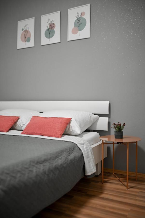 Peaceful Near Old Town Apartman