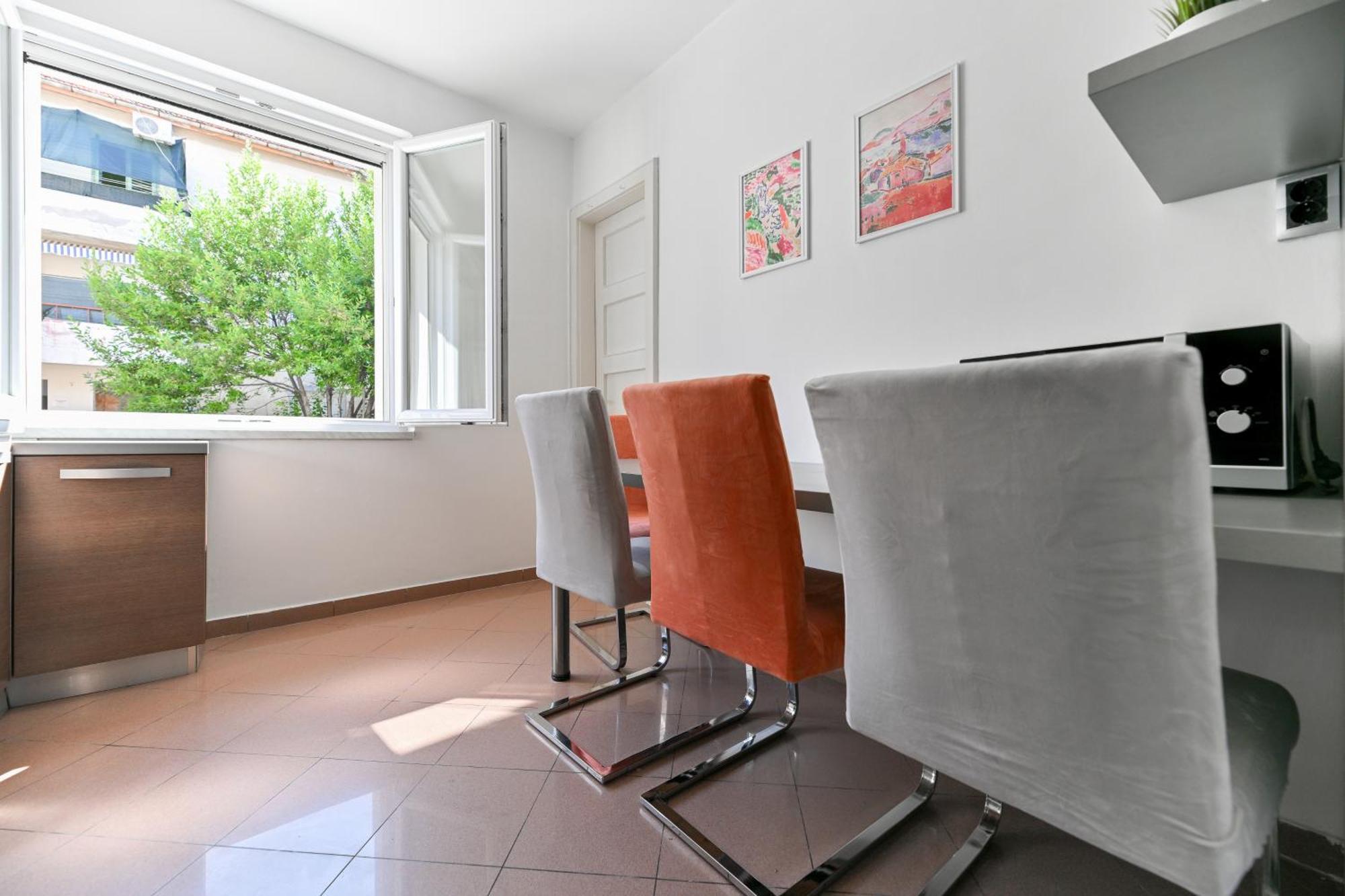 Peaceful Near Old Town Apartman *